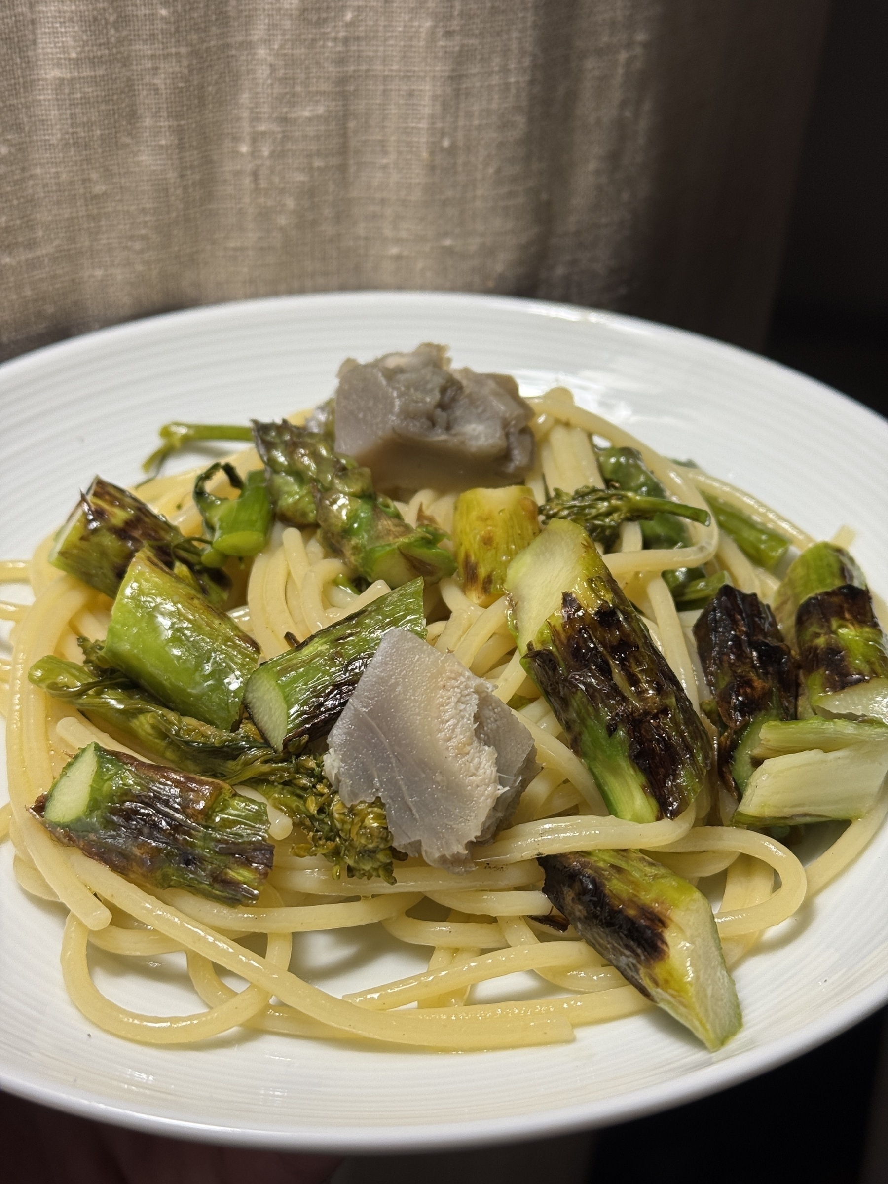 Spaghetti aux asperges grillées